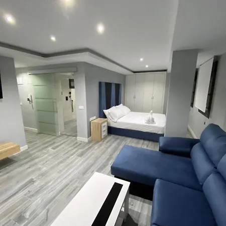 Apartment 7 Esencias *