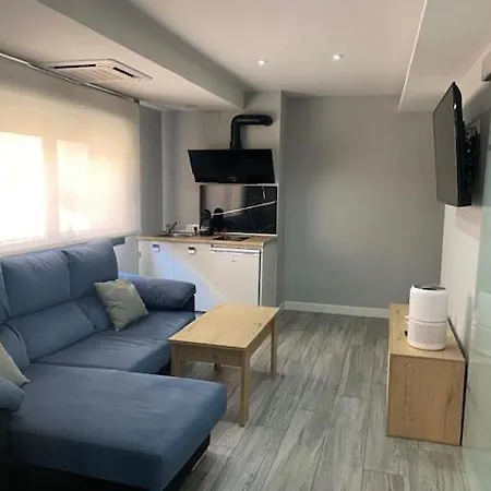 Apartment 7 Esencias